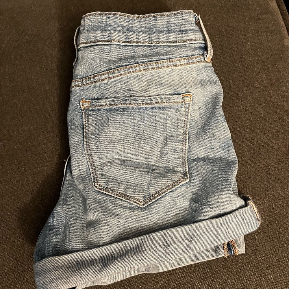 Old Navy Jean shorts. Women’s size 2